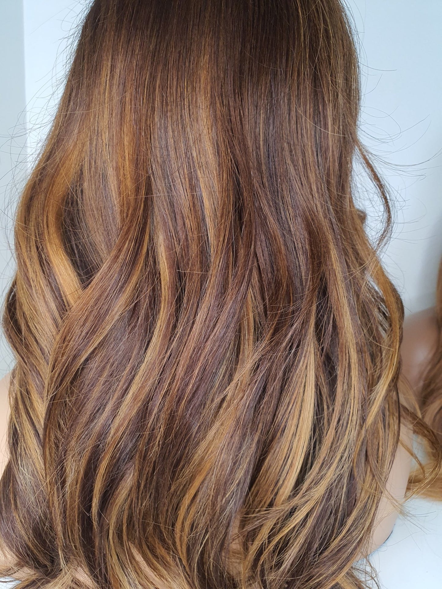 CARO WIG 16" HD