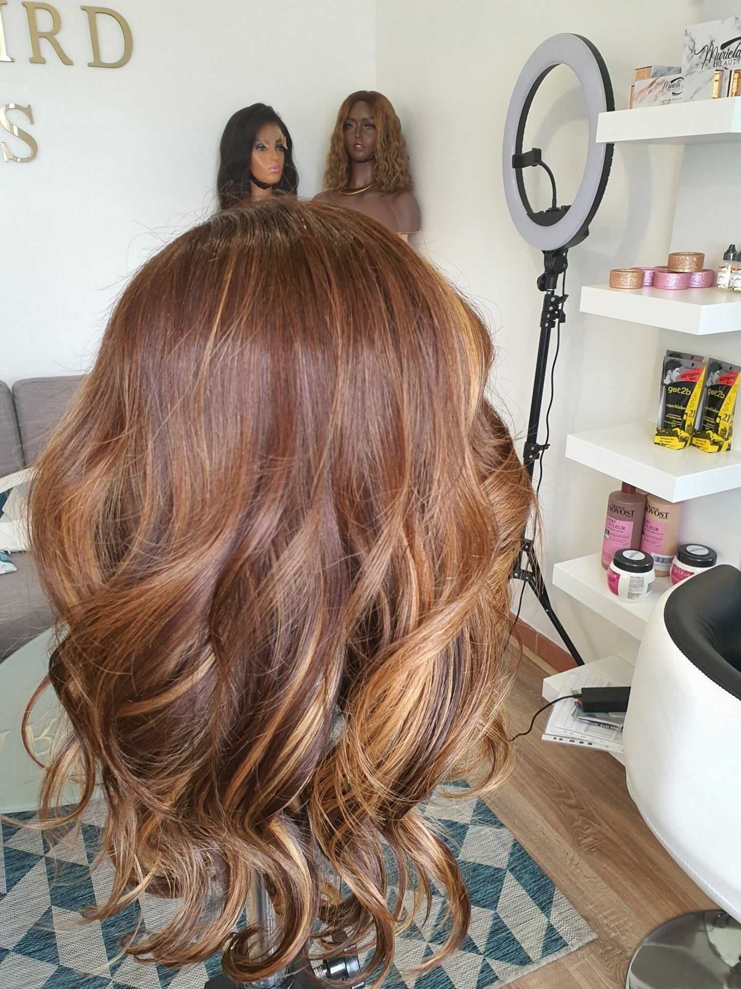 CARO WIG 16" HD