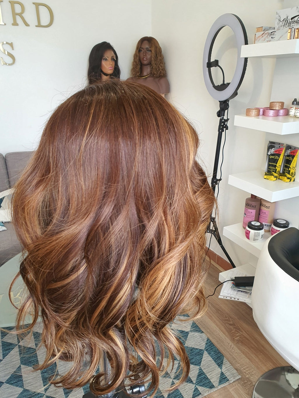 CARO WIG 16" HD