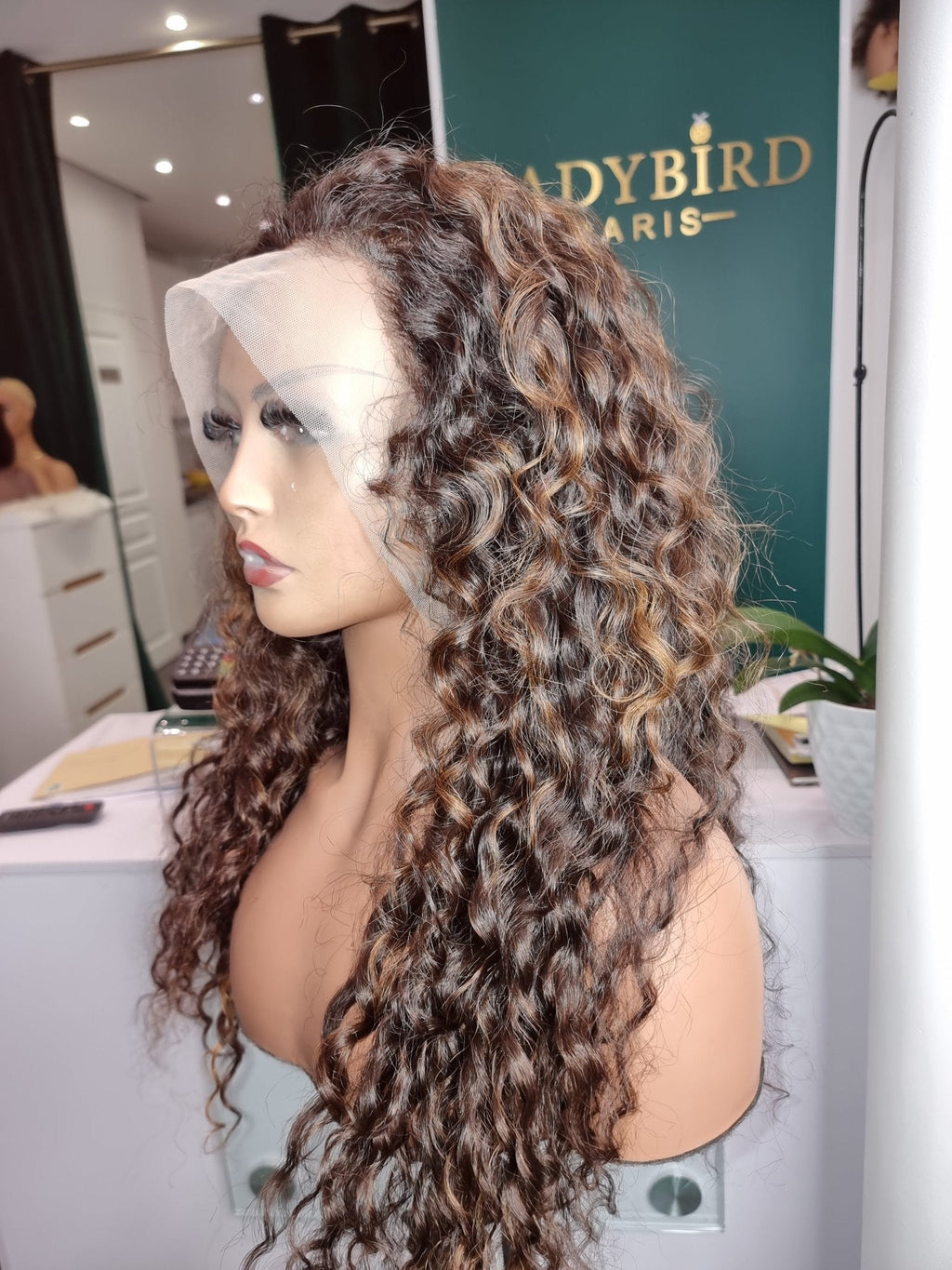 Lady 22"